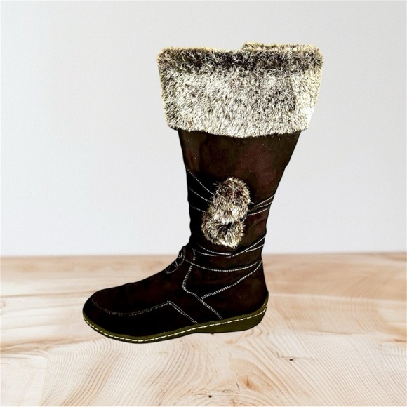 EUC! AMERICAN EAGLE OUTFITTERS BLACK FAUX FUR BOOTS SIIZE 10 - Picture 2 of 10